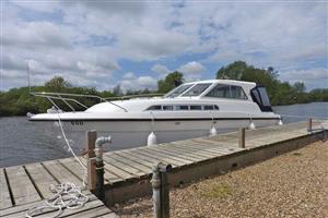 Broom Commander, Broom BoatsBrundall