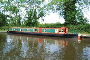 Gayton Swan, Gayton MarinaOxford & Midlands Canal