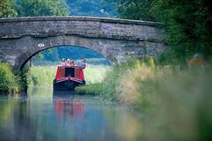 Mow Cop, Heritage Narrow BoatsCheshire Ring & Llangollen Canal