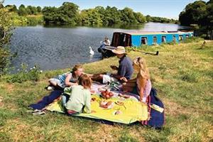 Blenheim, Heyford WharfOxford & Midlands Canal