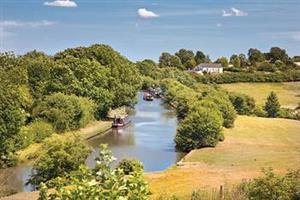 Heyford, Heyford WharfOxford & Midlands Canal