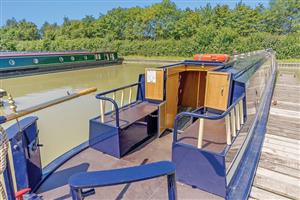 Elite 8F 2B Josephine, Napton MarinaOxford & Midlands Canal