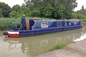 Bella, Sally NarrowboatsKennet & Avon Canal