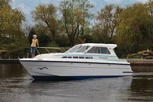 Silver Rhapsody, Silverline MarineBrundall